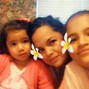 Meet your Posher, Isabel